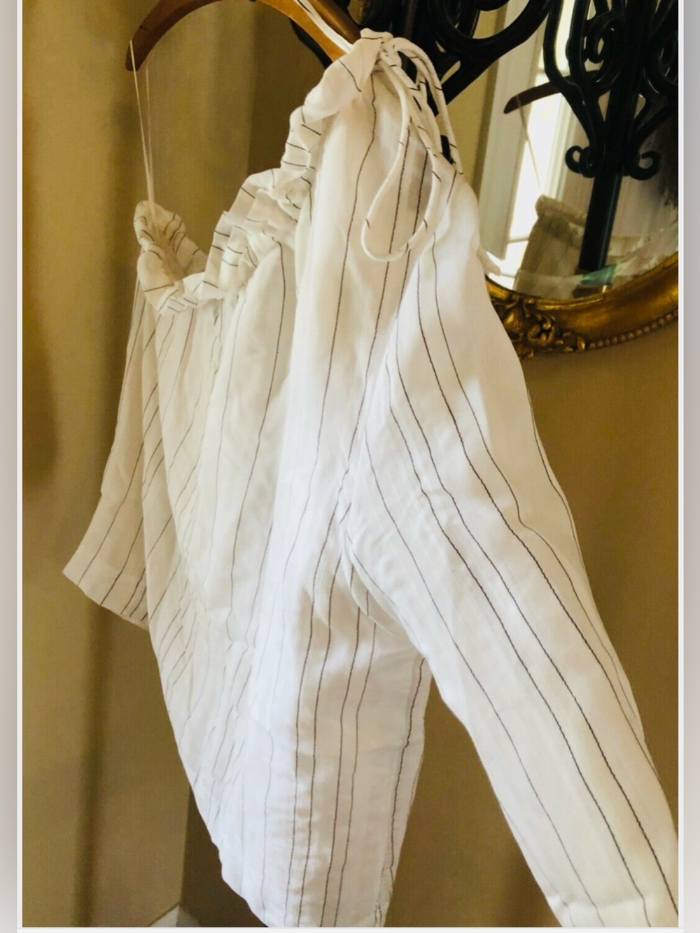 Banana Republic Lightweight One/Shoulder Cream and Black Striped Blouse Size XL